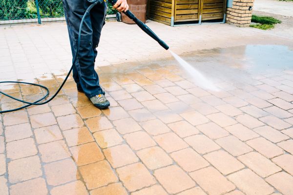 Pavement Staining in Boulder